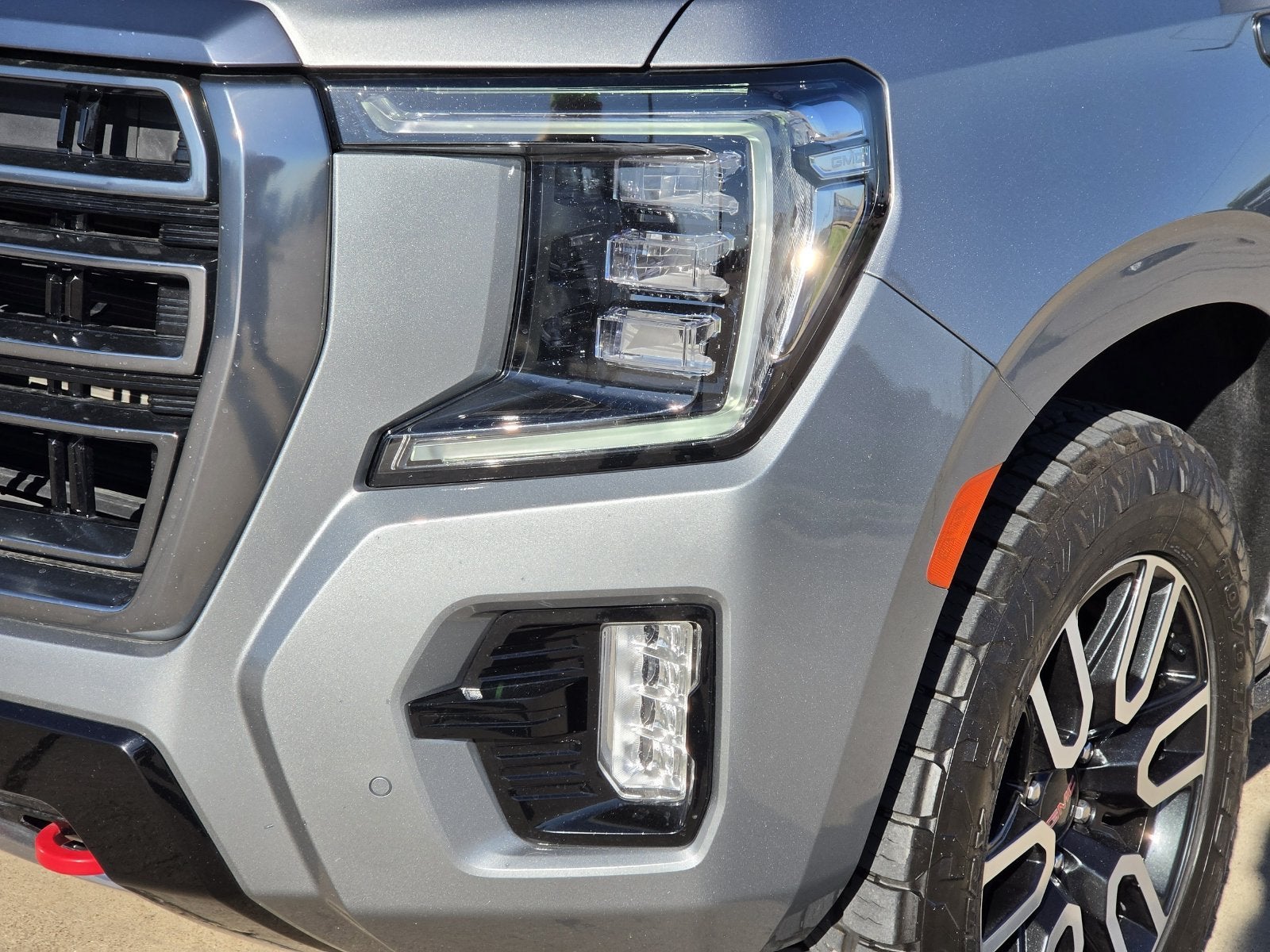 2024 GMC Yukon 4WD AT4