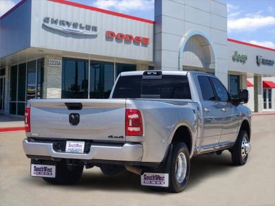 2024 RAM Ram 3500 Laramie Crew Cab 4x4 8' Box