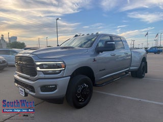 2024 RAM Ram 3500 Laramie Mega Cab 4x4 6'4' Box