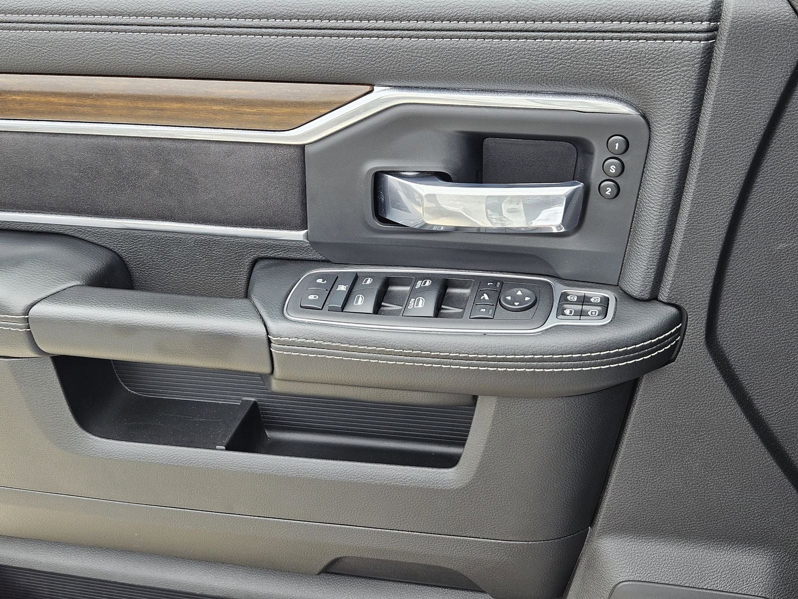 2024 RAM Ram 3500 Laramie