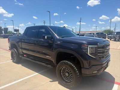 2023 GMC Sierra 1500 4WD Crew Cab Short Box AT4