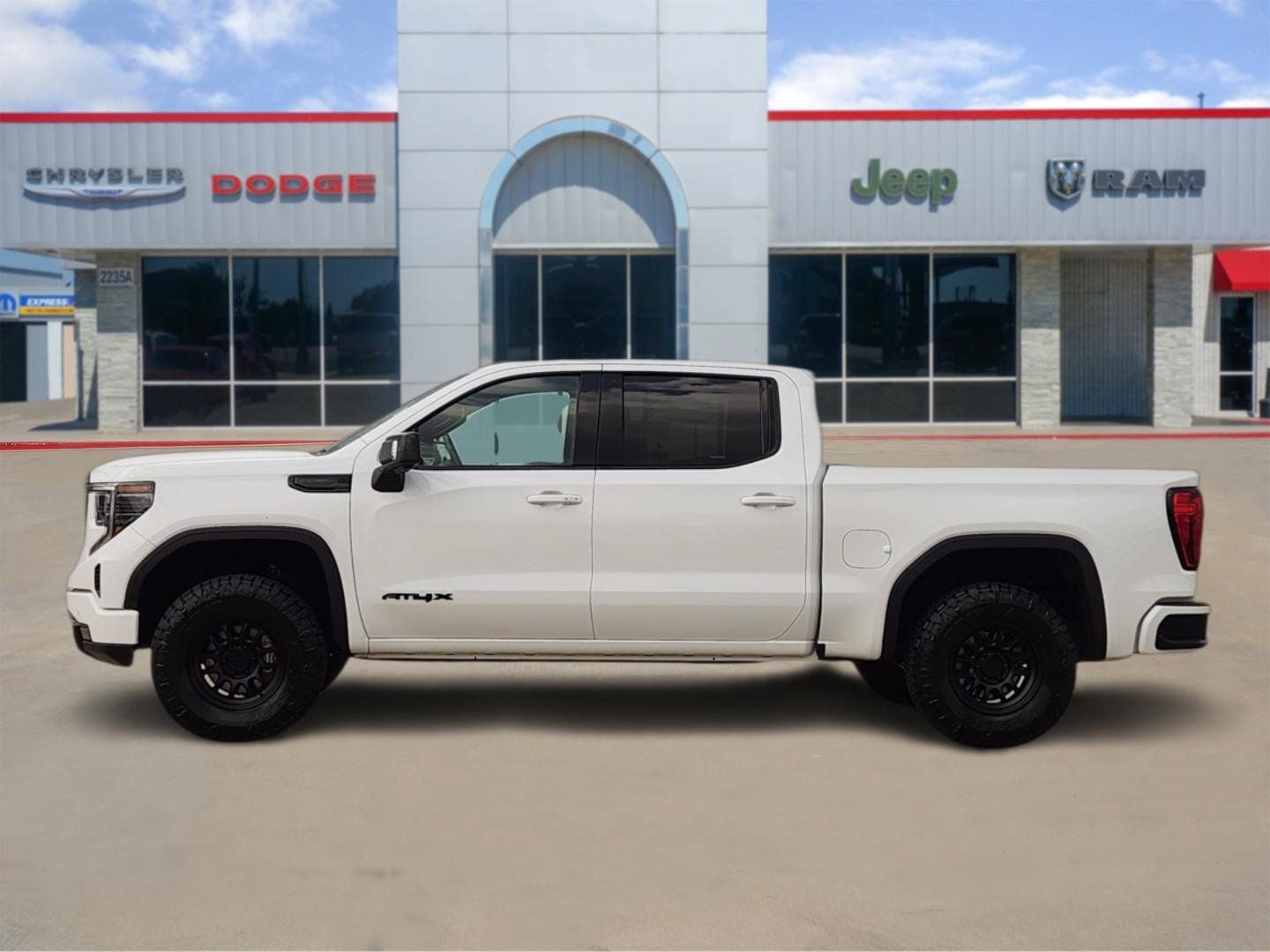 2023 GMC Sierra 1500 4WD Crew Cab Short Box AT4X