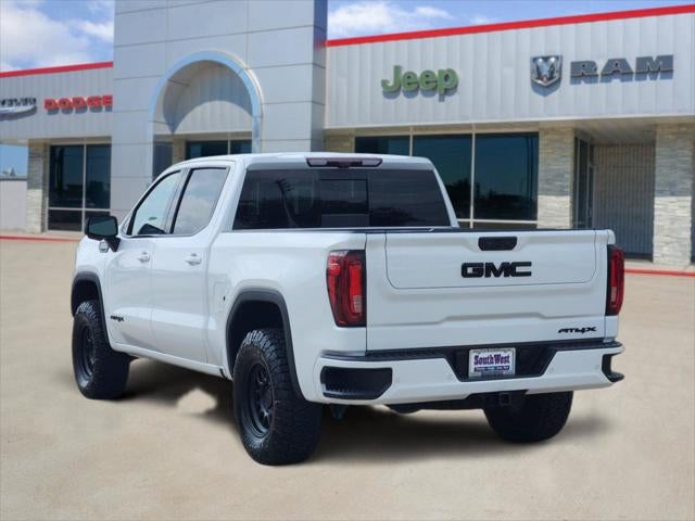 2023 GMC Sierra 1500 4WD Crew Cab Short Box AT4X