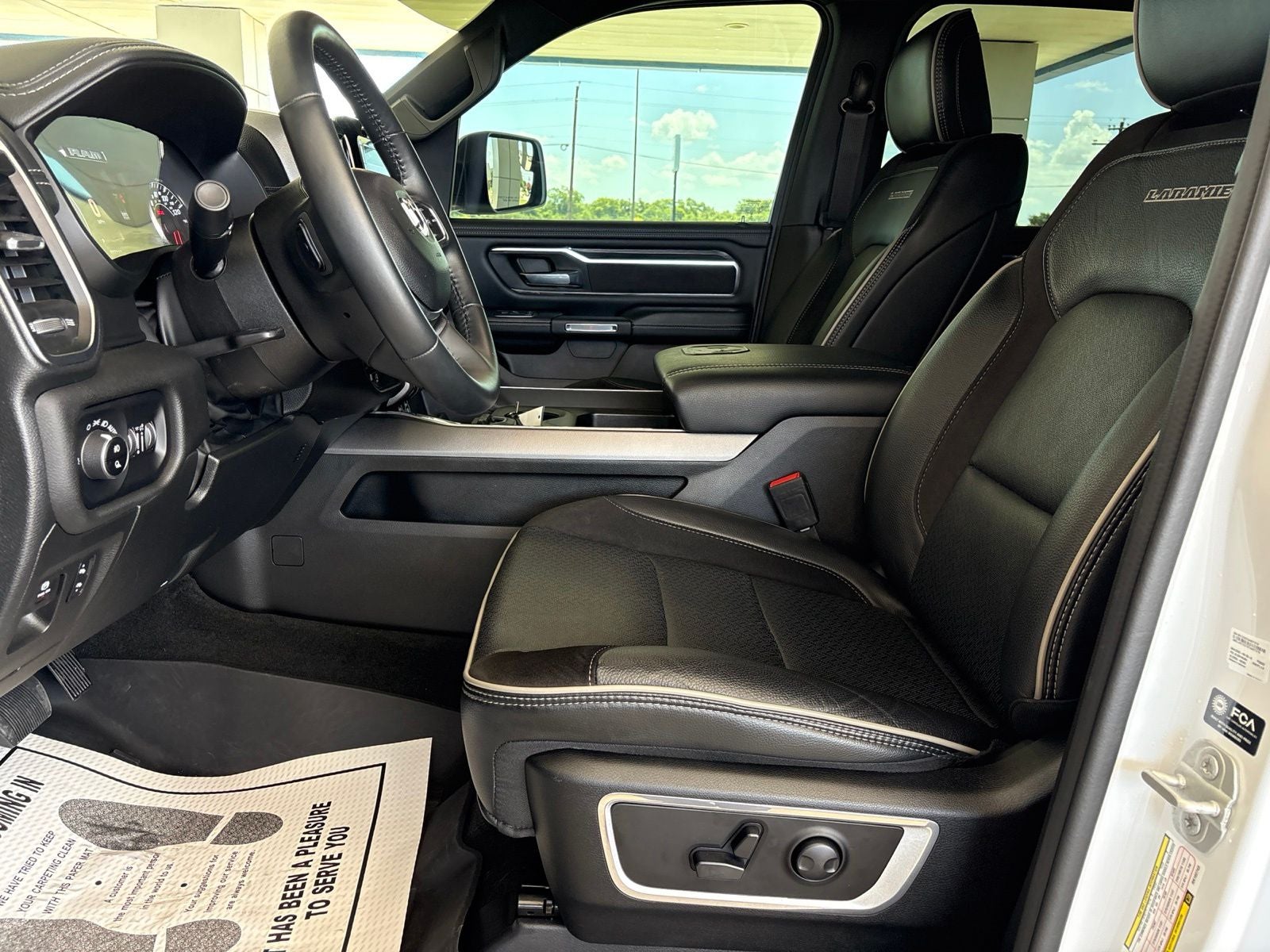 2024 RAM Ram 1500 Laramie Crew Cab 4x4 5'7' Box