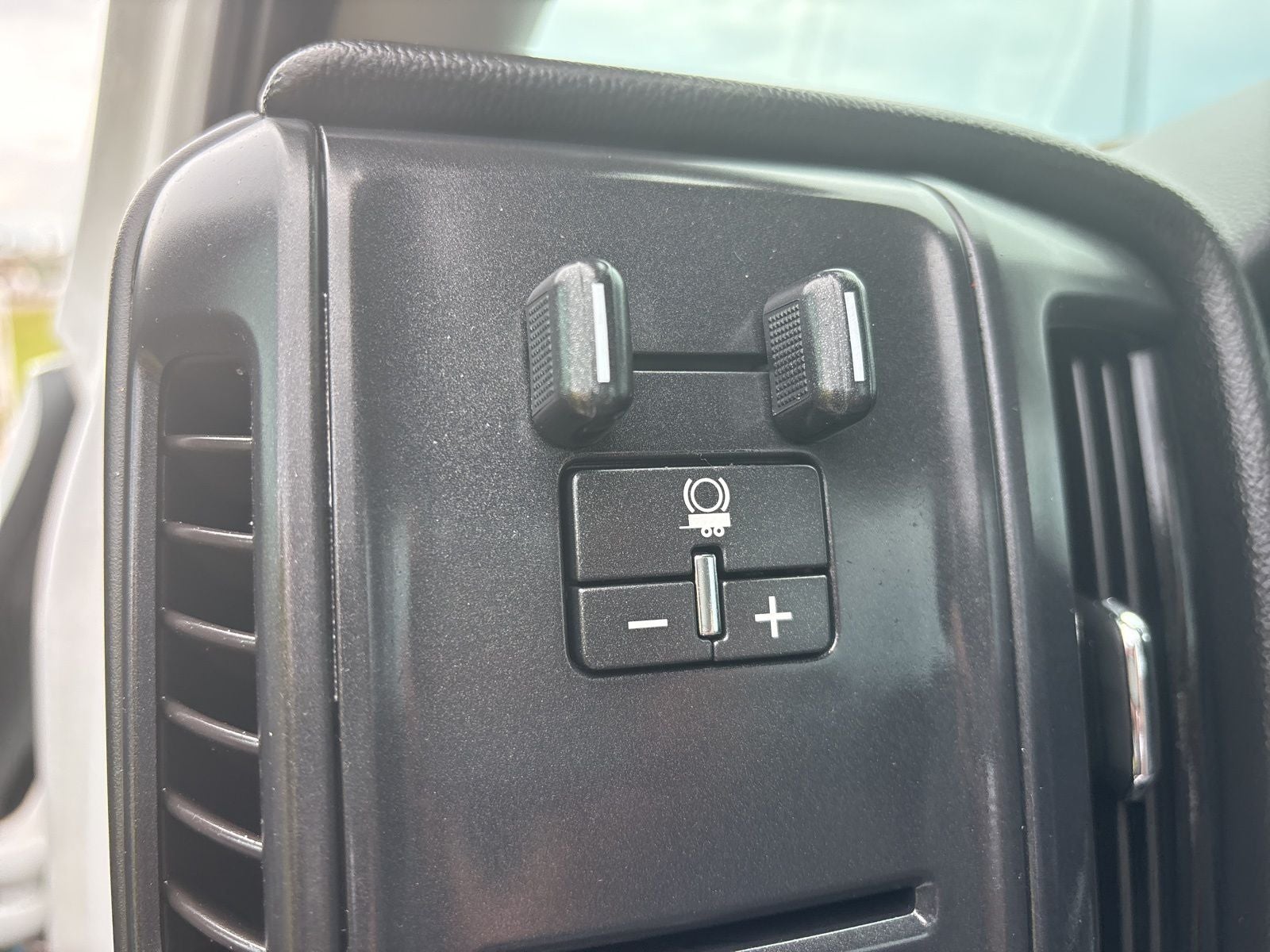 2022 Chevrolet Silverado 4500HD 1WT