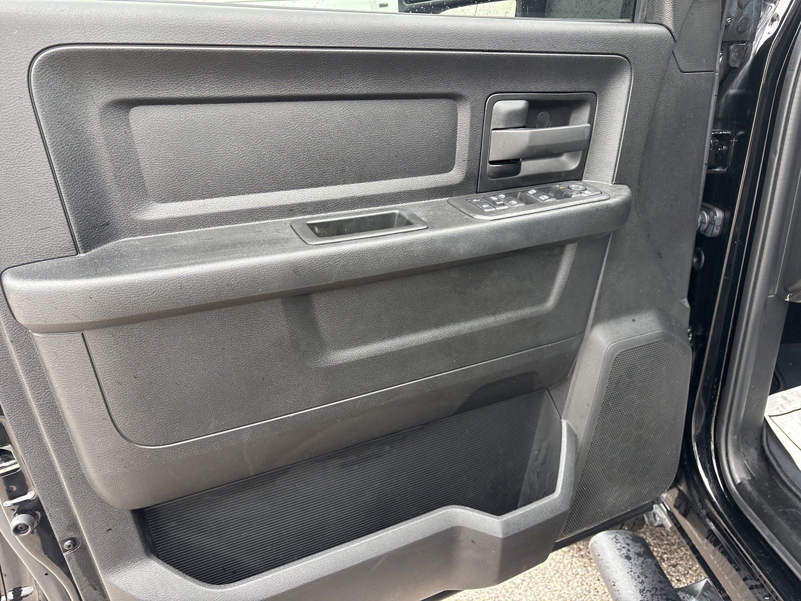2025 RAM Ram 3500 Tradesman Crew Cab 4x4 8' Box