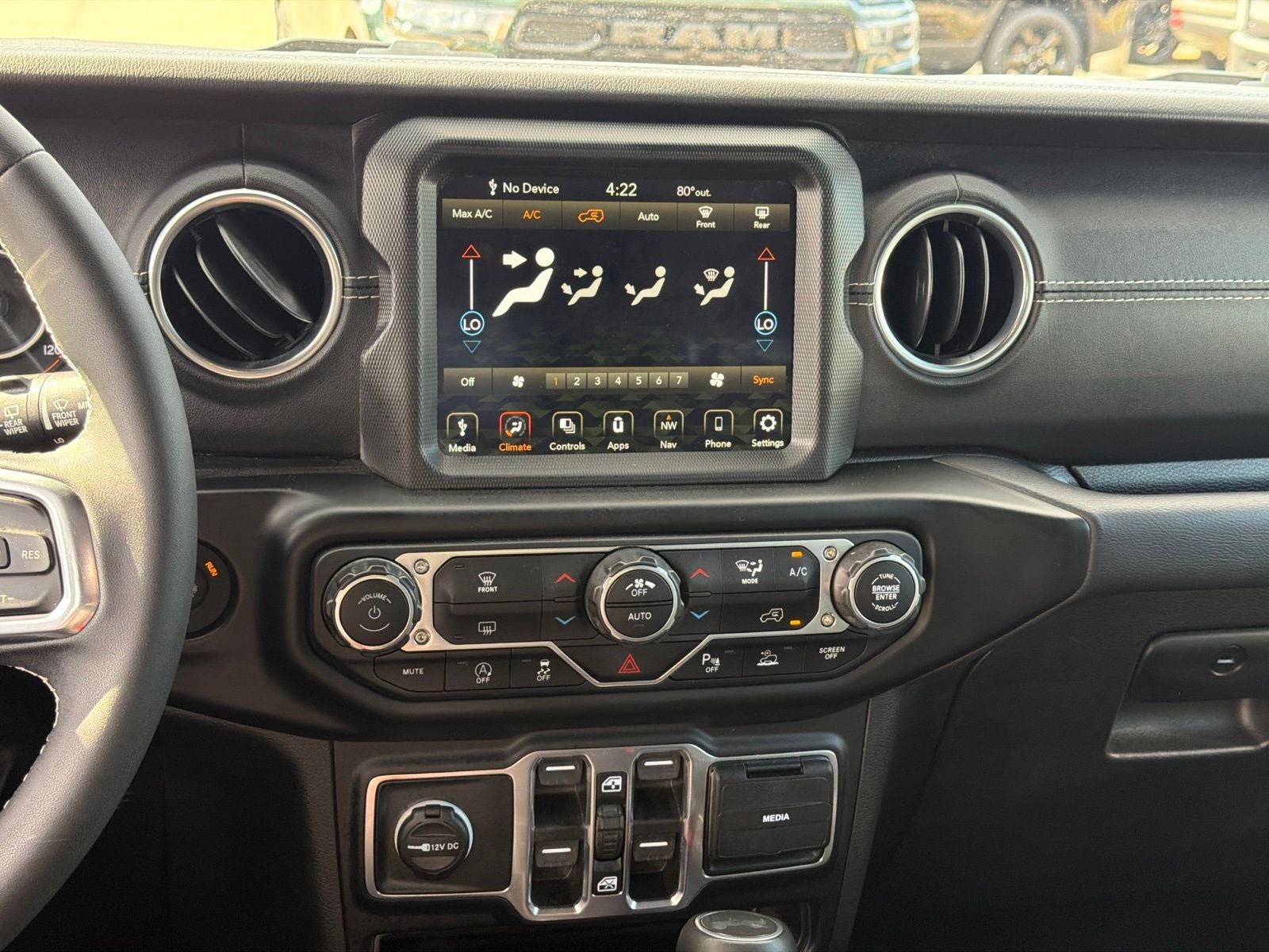 2023 Jeep Wrangler 4-Door Sahara 4x4