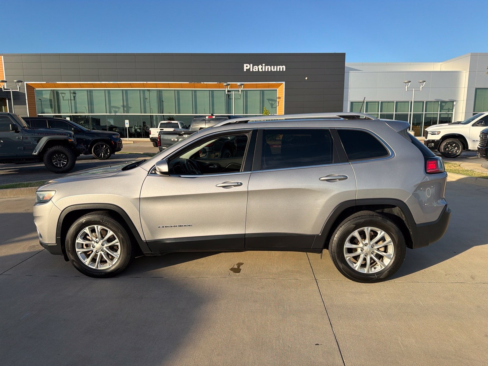 2019 Jeep Cherokee Latitude FWD
