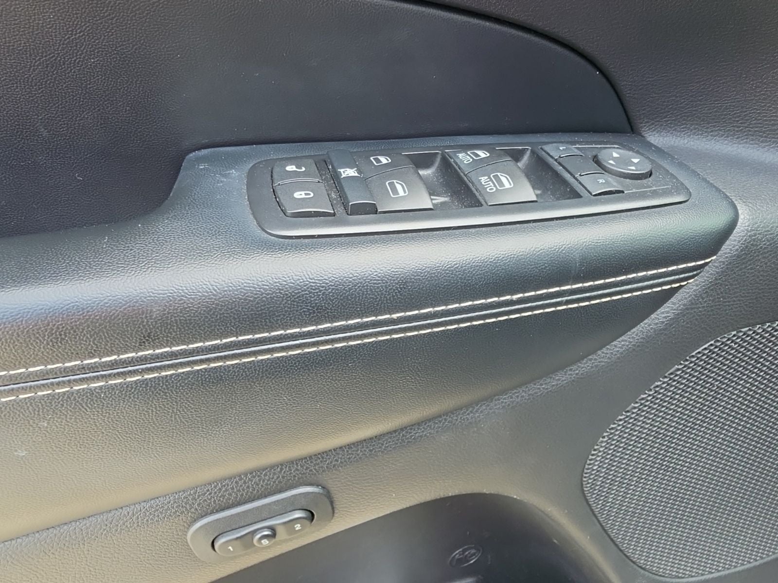 2017 Jeep Grand Cherokee Limited 4x2