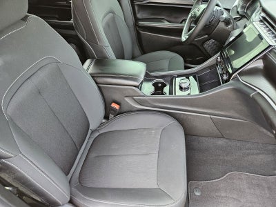 2025 Jeep Grand Cherokee Laredo X 4x2