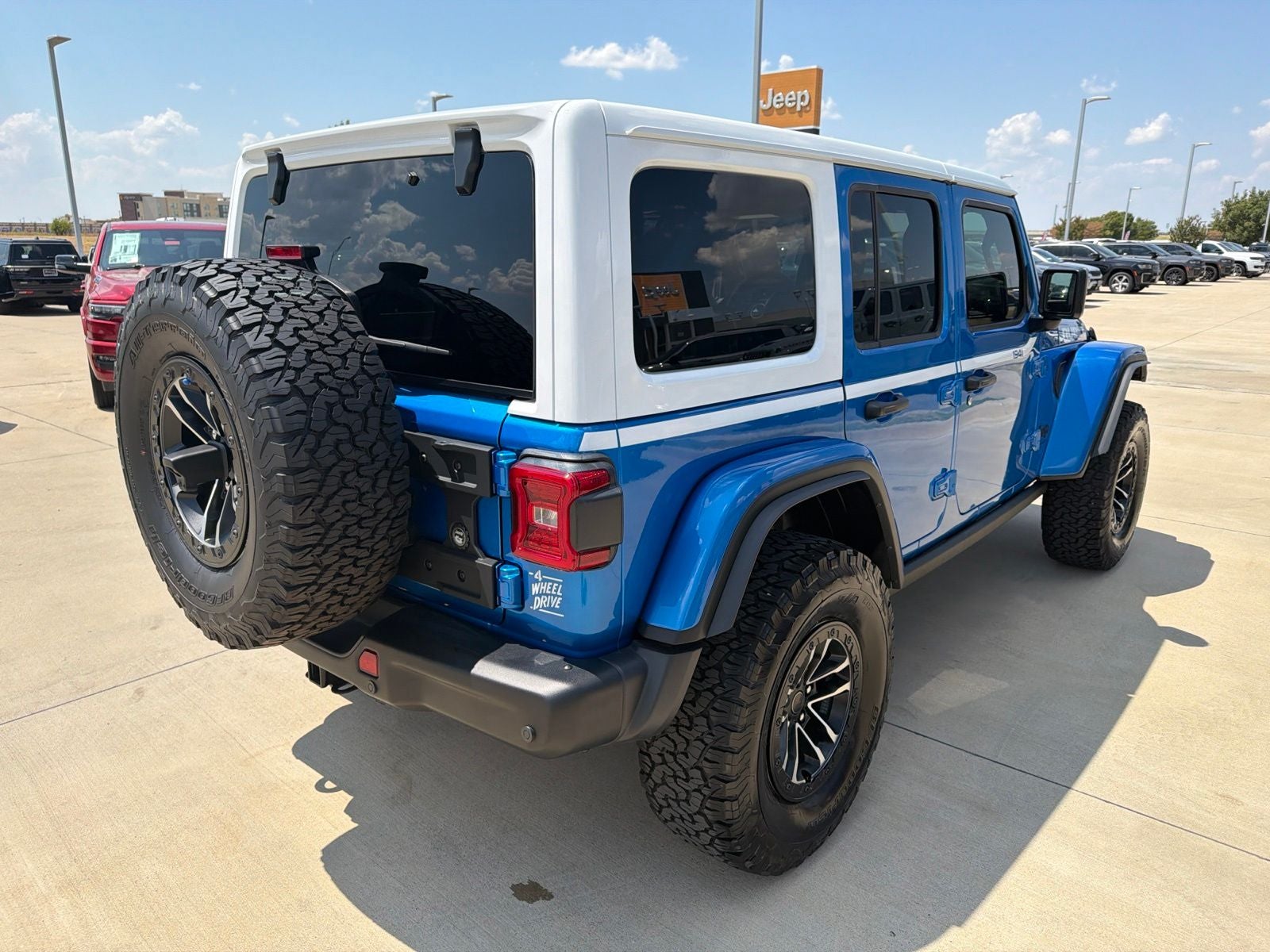 2026 Jeep Wrangler 4-Door Recon 4x4