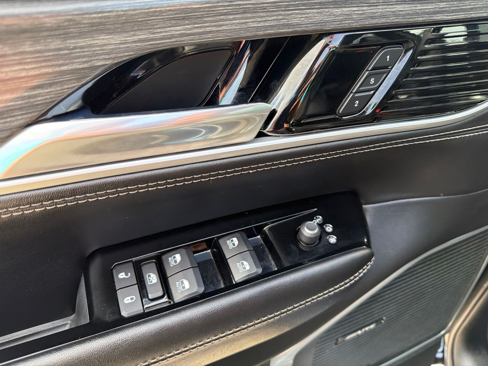 2024 Jeep Wagoneer L Series II 4x2