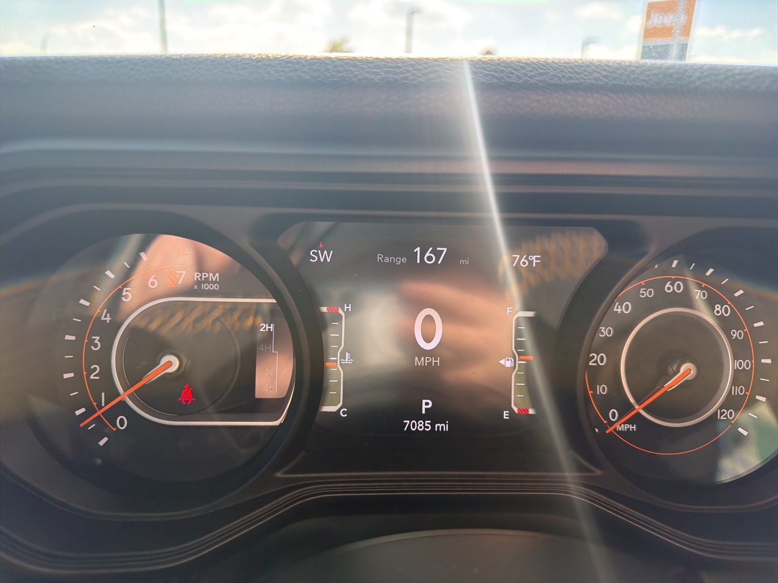 2024 Jeep Gladiator Sport S photo 3