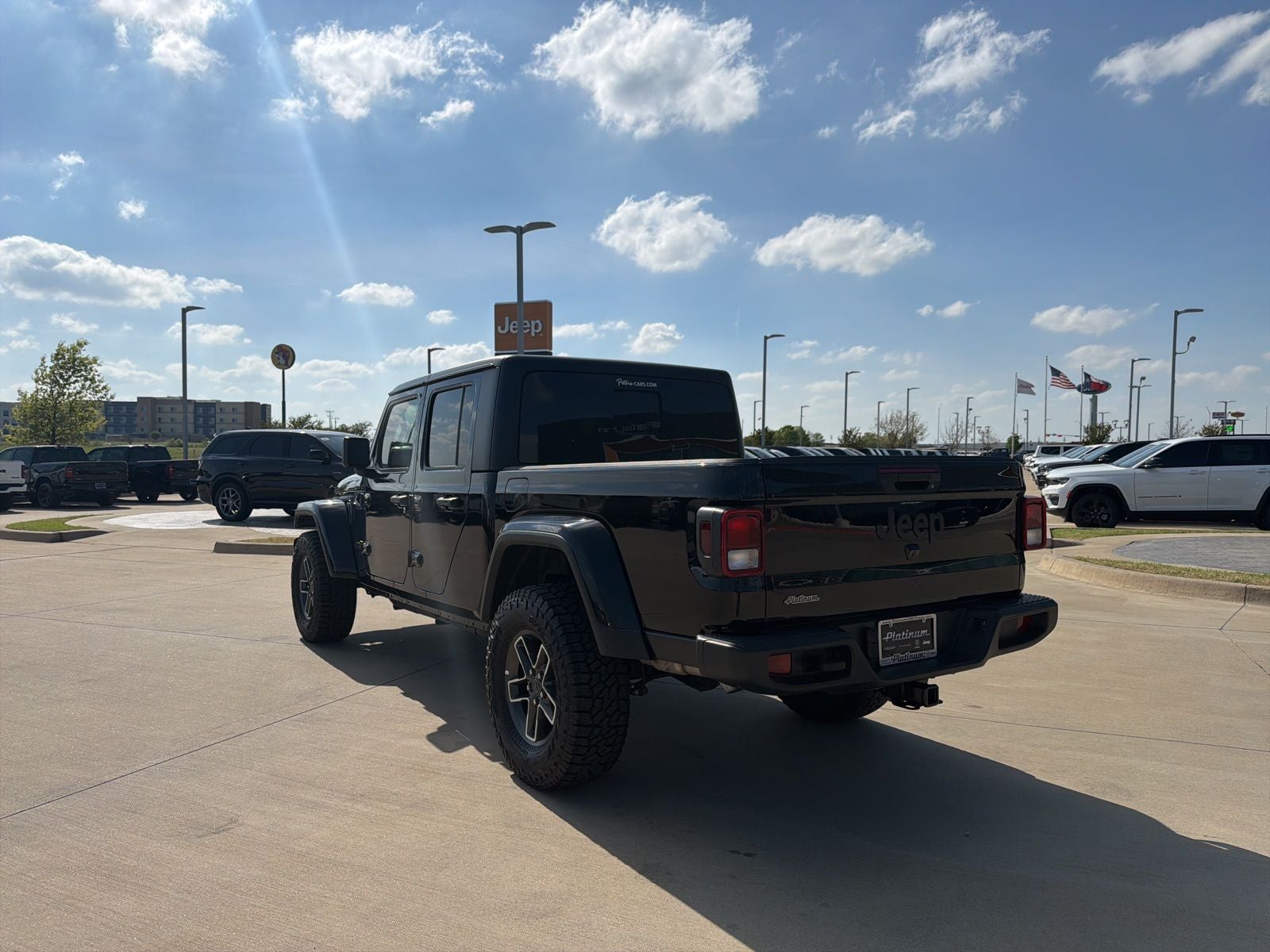 2024 Jeep Gladiator Sport S photo 2