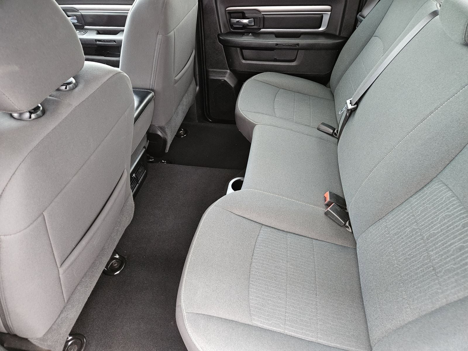 2024 RAM 1500 Classic Warlock Crew Cab 4x4 5'7' Box