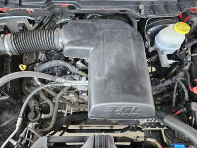 2024 RAM 1500 Classic Warlock Crew Cab 4x4 5'7' Box