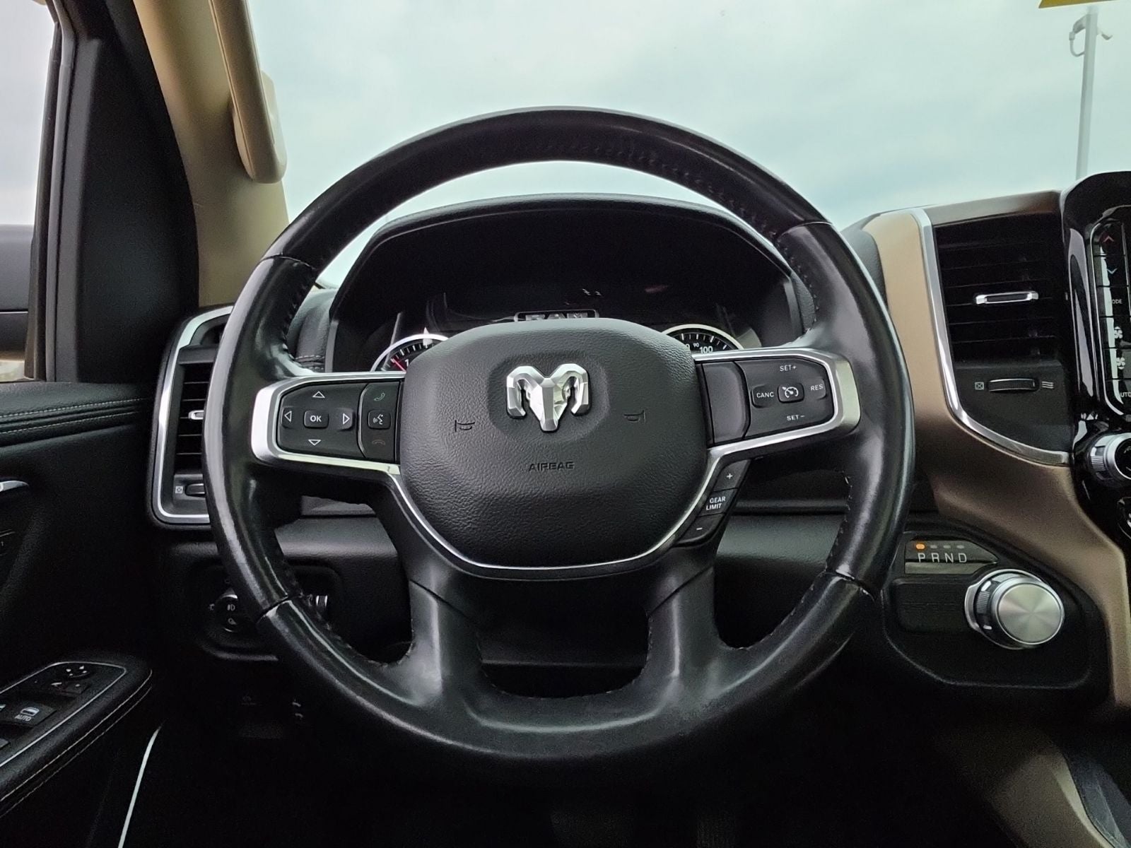 2021 RAM Ram 1500 Laramie Crew Cab 4x2 5'7' Box