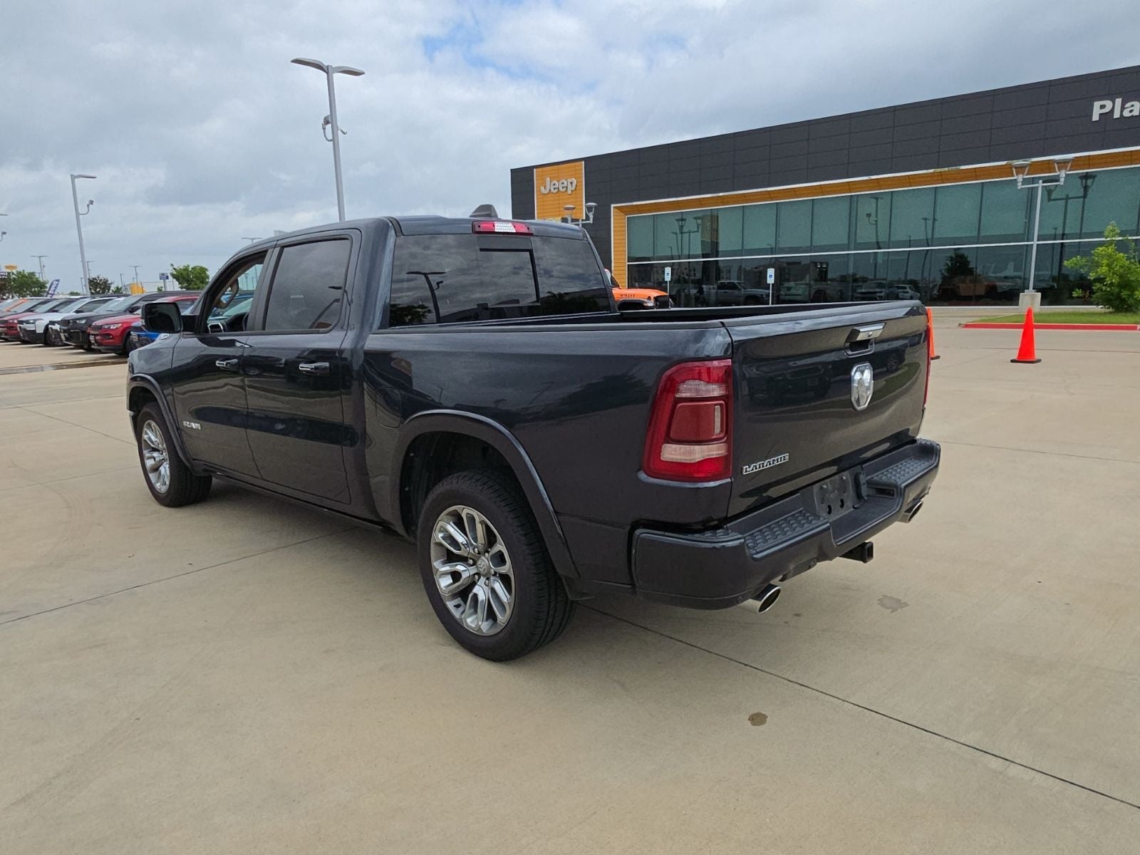 2021 RAM Ram 1500 Laramie Crew Cab 4x2 5'7' Box