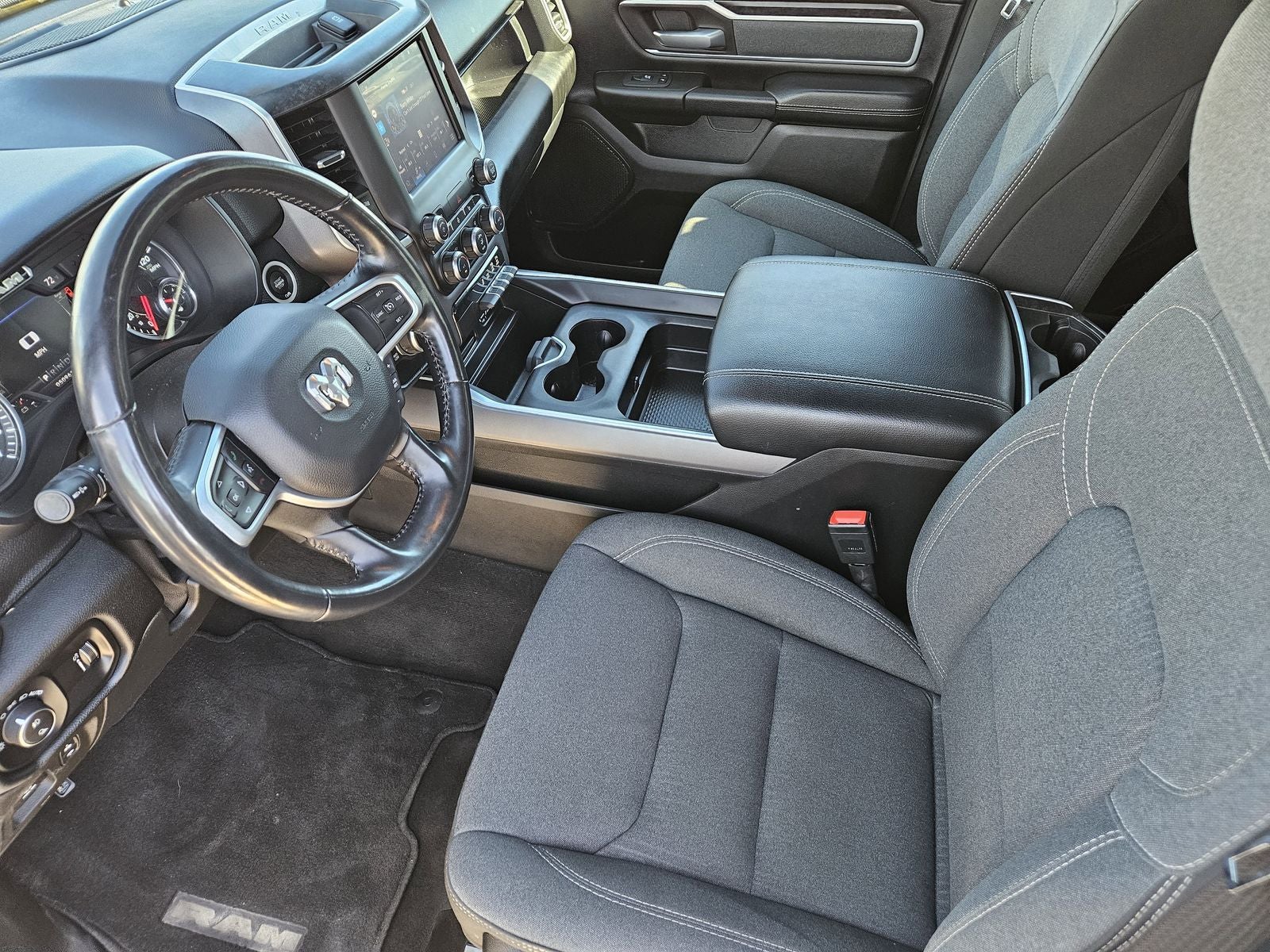 2022 RAM Ram 1500 Big Horn Crew Cab 4x4 6'4' Box