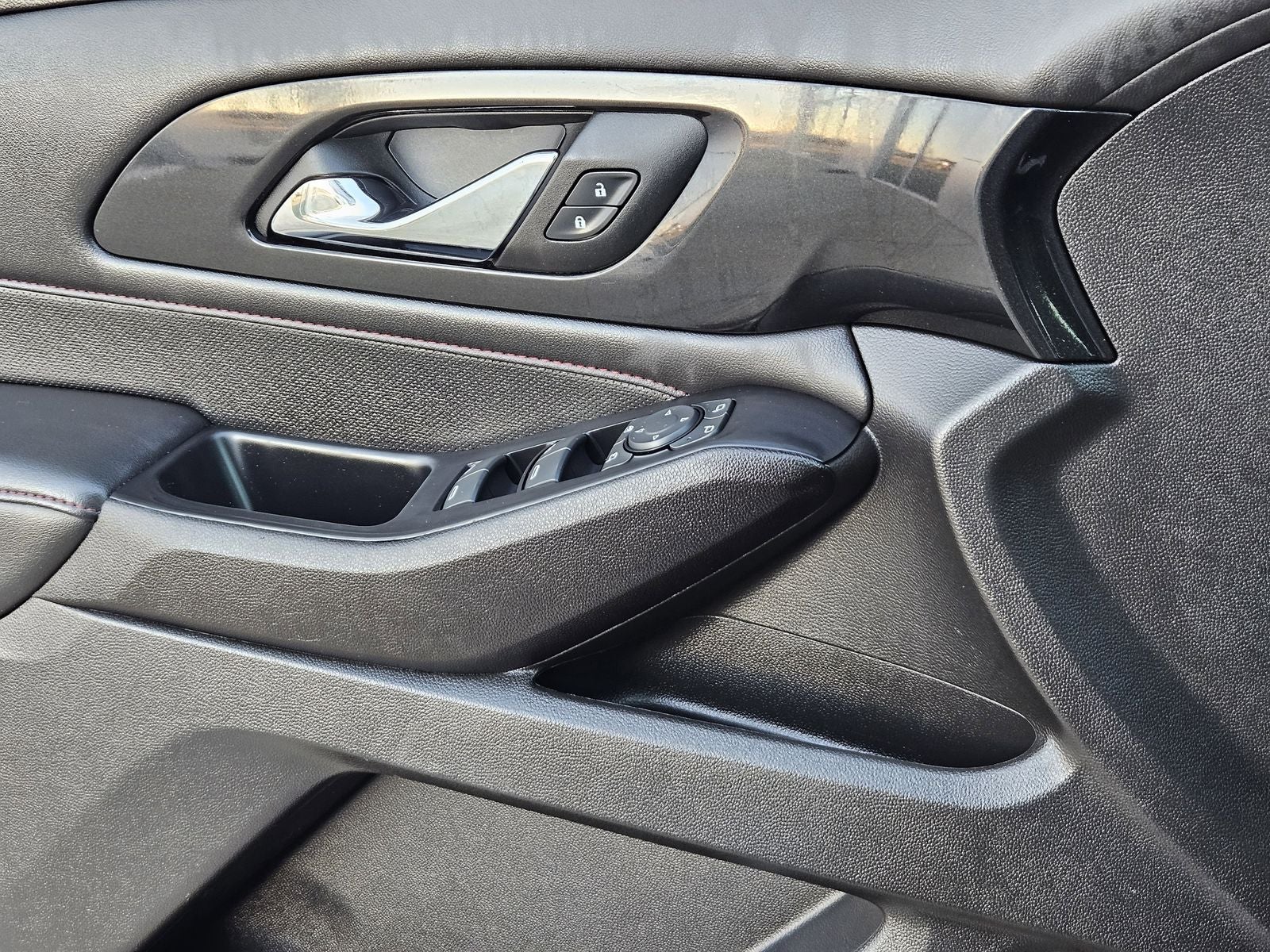 2023 Chevrolet Traverse FWD RS