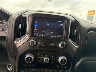 2023 GMC Sierra 2500HD 4WD Crew Cab Standard Bed AT4