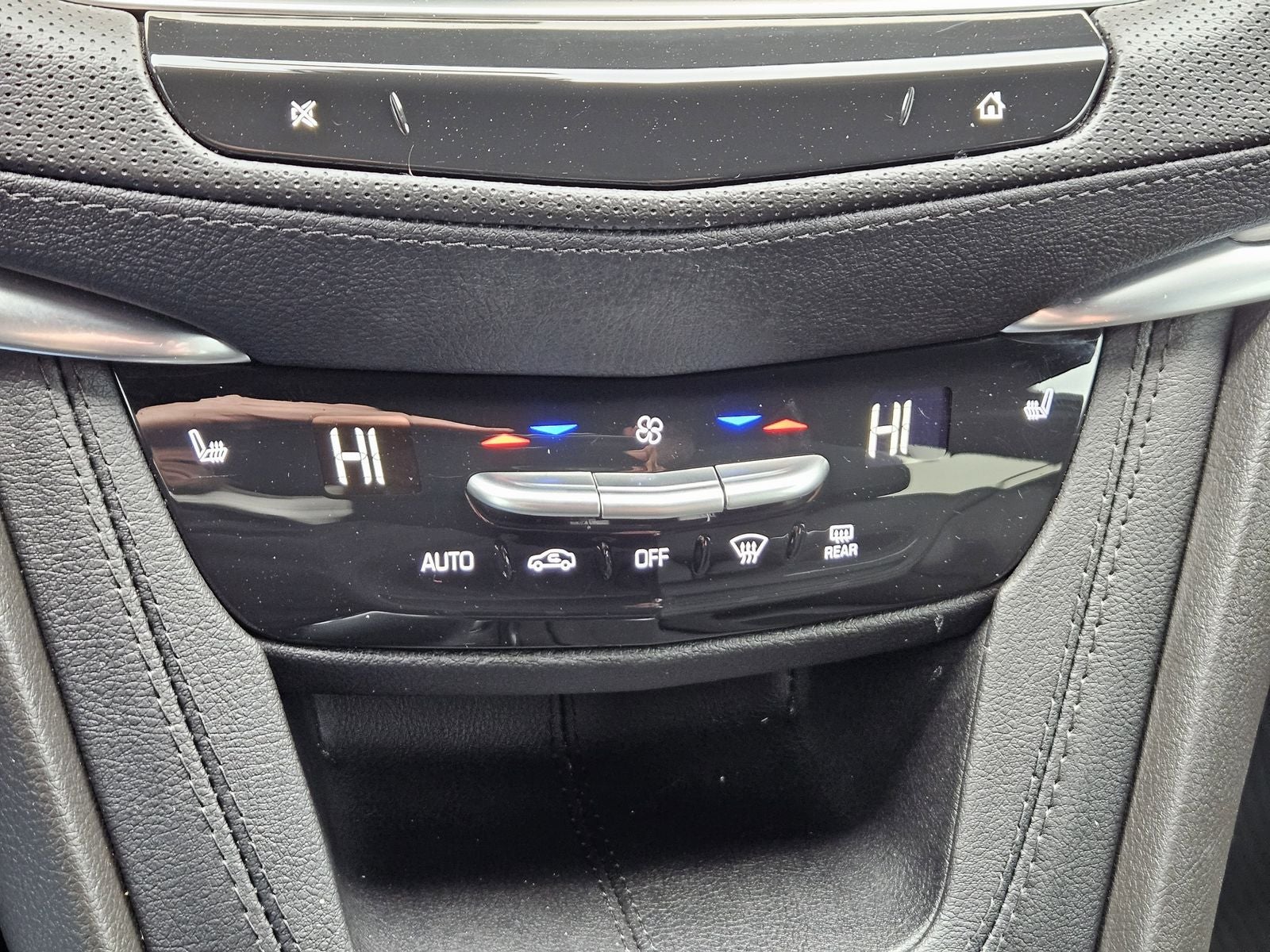 2024 Cadillac XT5 FWD Luxury