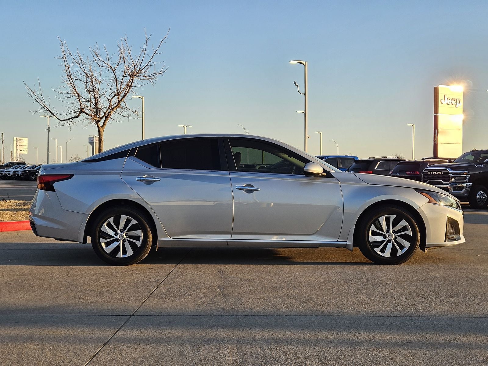 2023 Nissan Altima S FWD