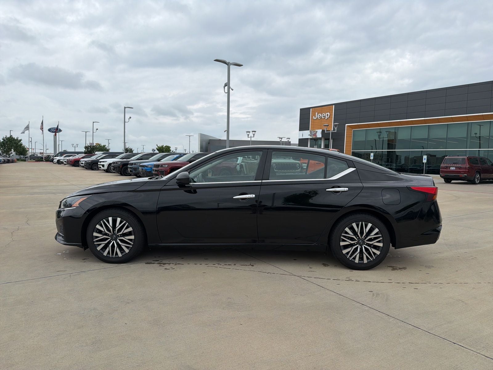 2024 Nissan Altima 2.5 SV