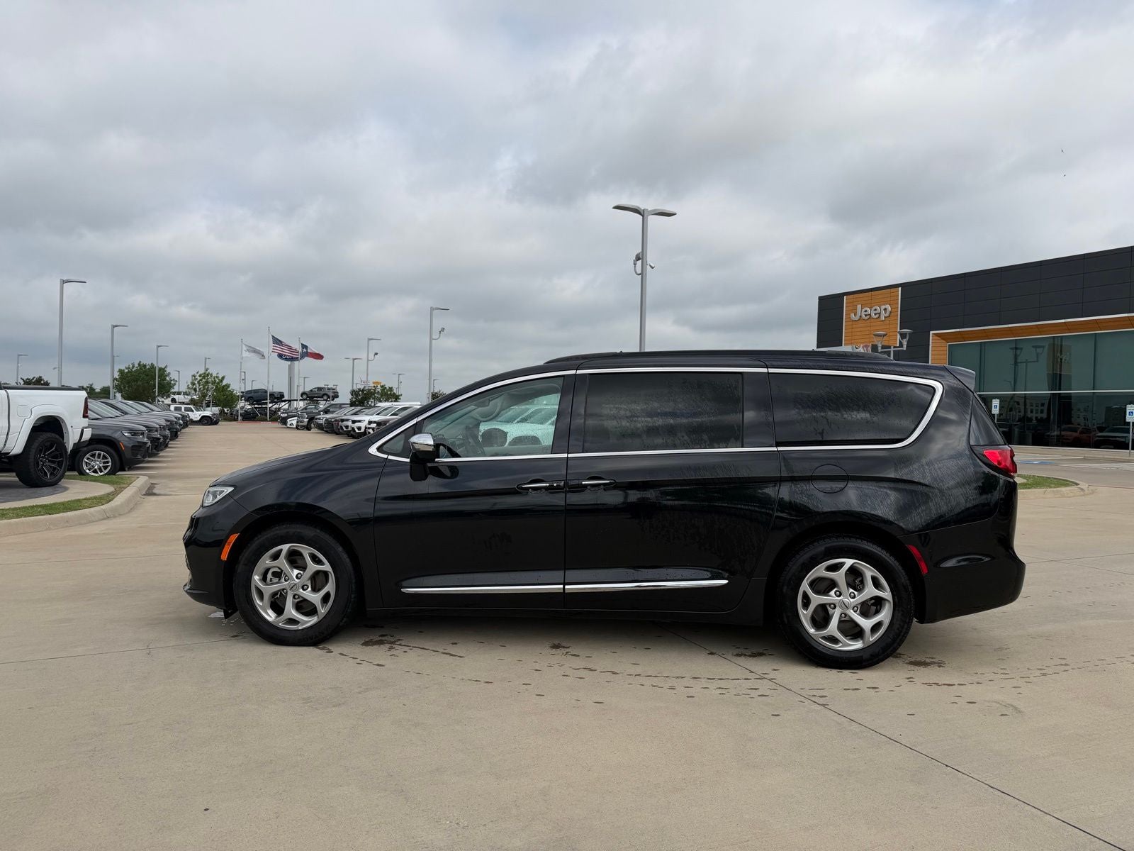 2023 Chrysler Pacifica Limited