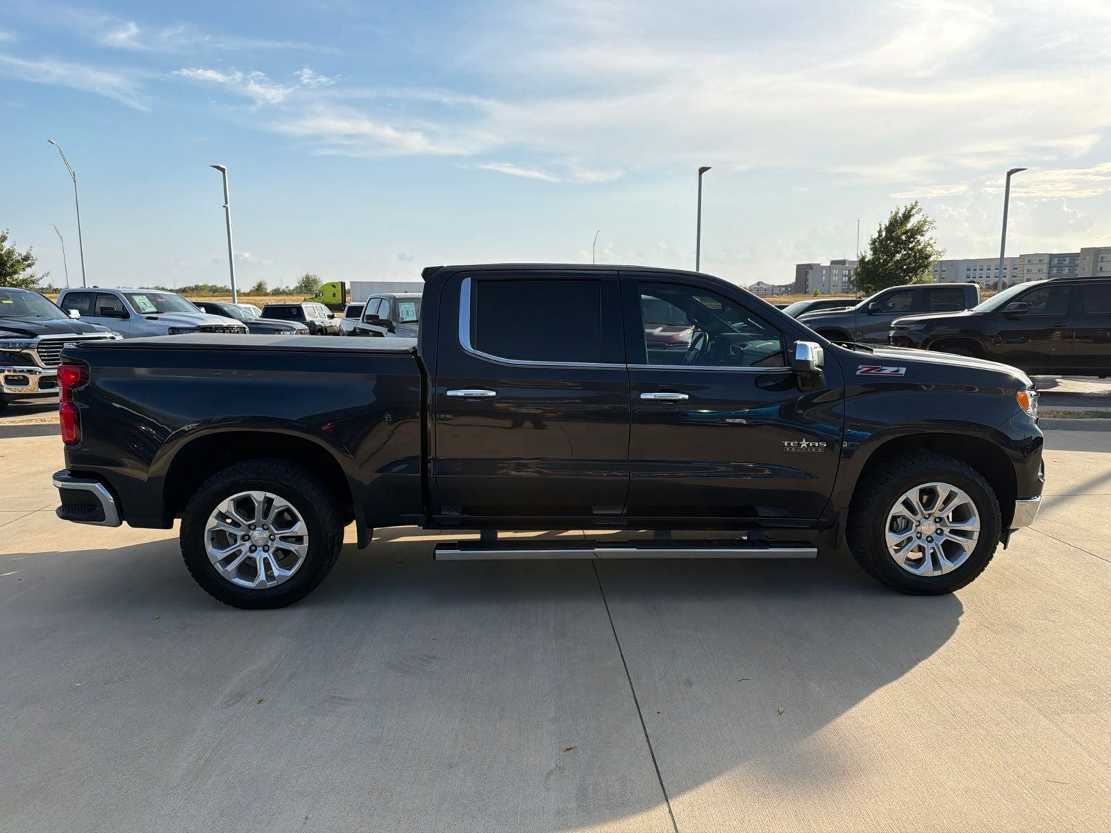 2023 Chevrolet Silverado 1500 4WD Crew Cab Short Bed LTZ