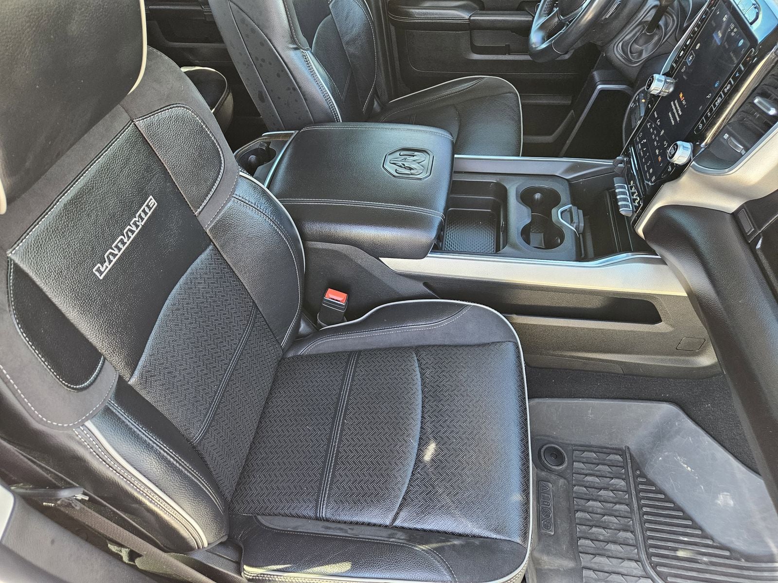 2023 RAM Ram 3500 Laramie Crew Cab 4x4 6'4' Box