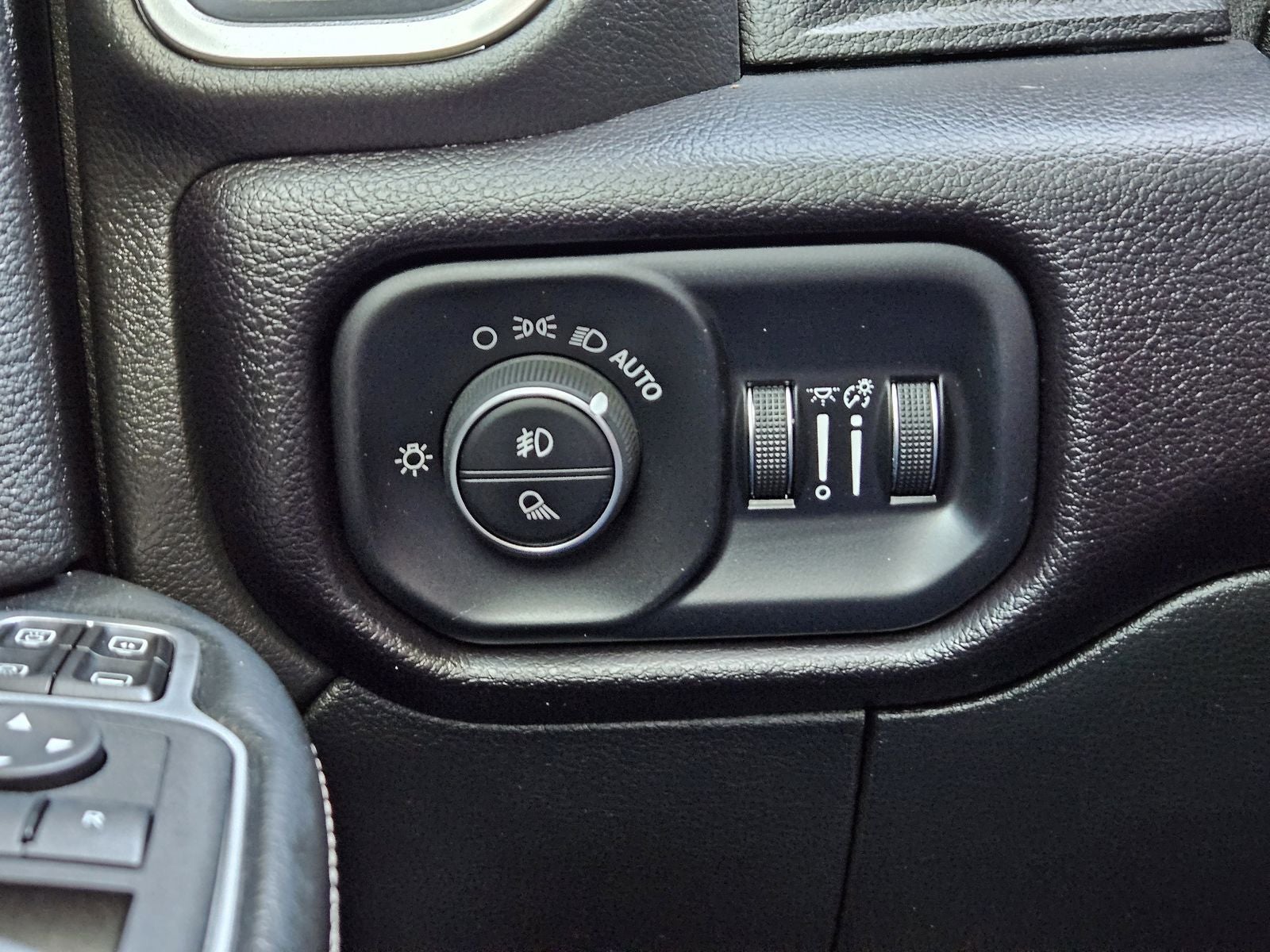 2023 RAM Ram 3500 Laramie Crew Cab 4x4 6'4' Box