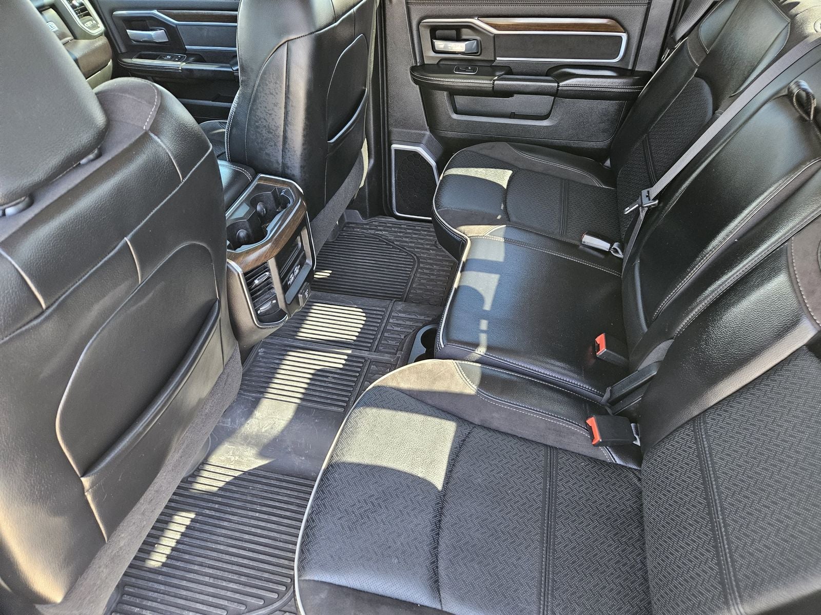 2023 RAM Ram 3500 Laramie Crew Cab 4x4 6'4' Box