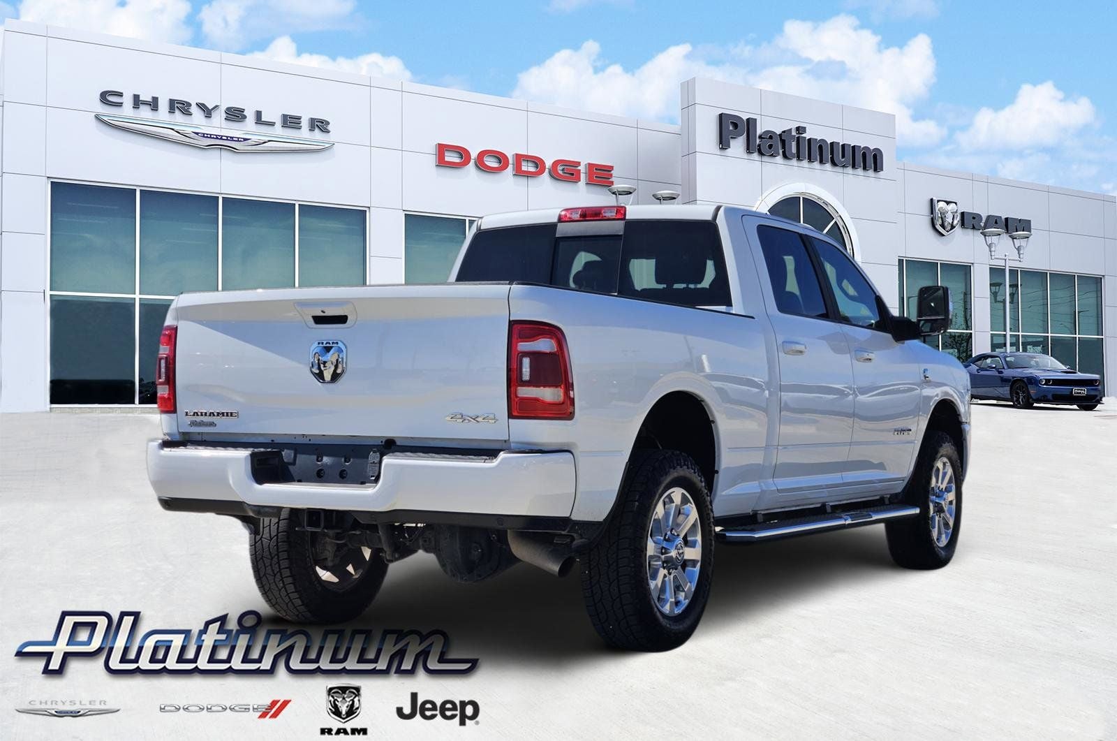 2023 RAM Ram 3500 Laramie Crew Cab 4x4 6'4' Box