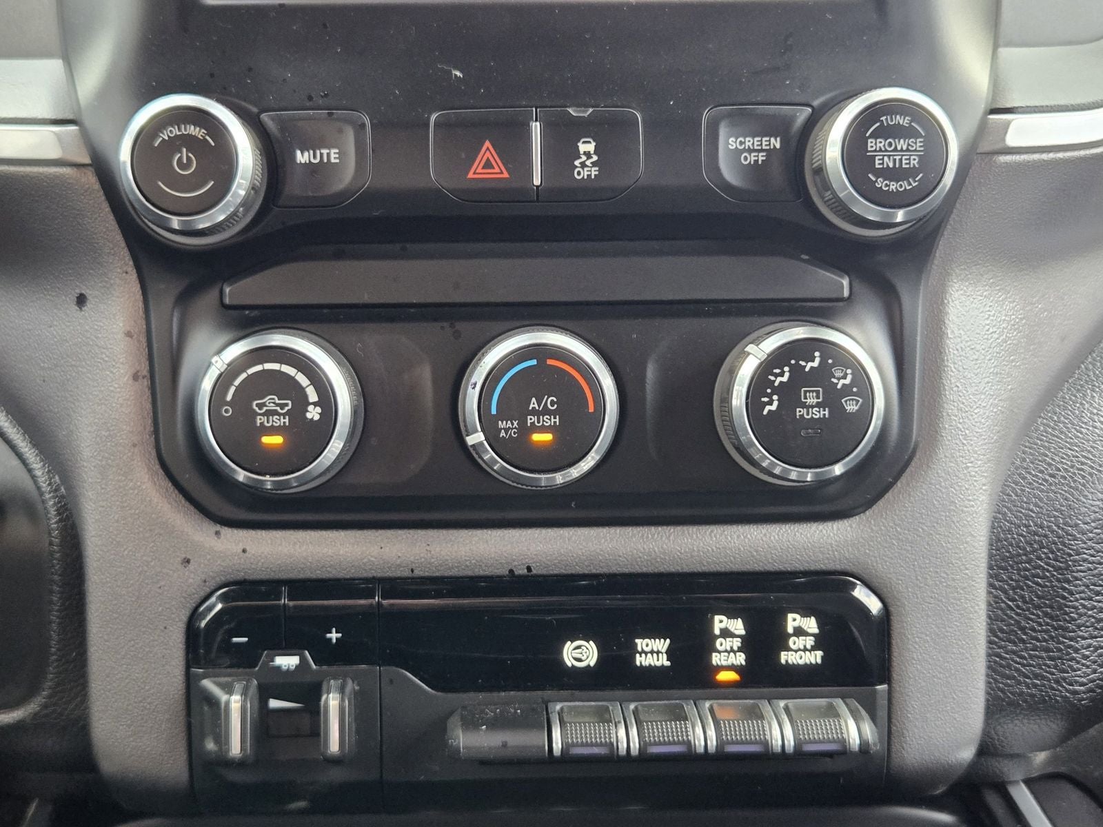 2022 RAM Ram 3500 Big Horn Crew Cab 4x4 8' Box