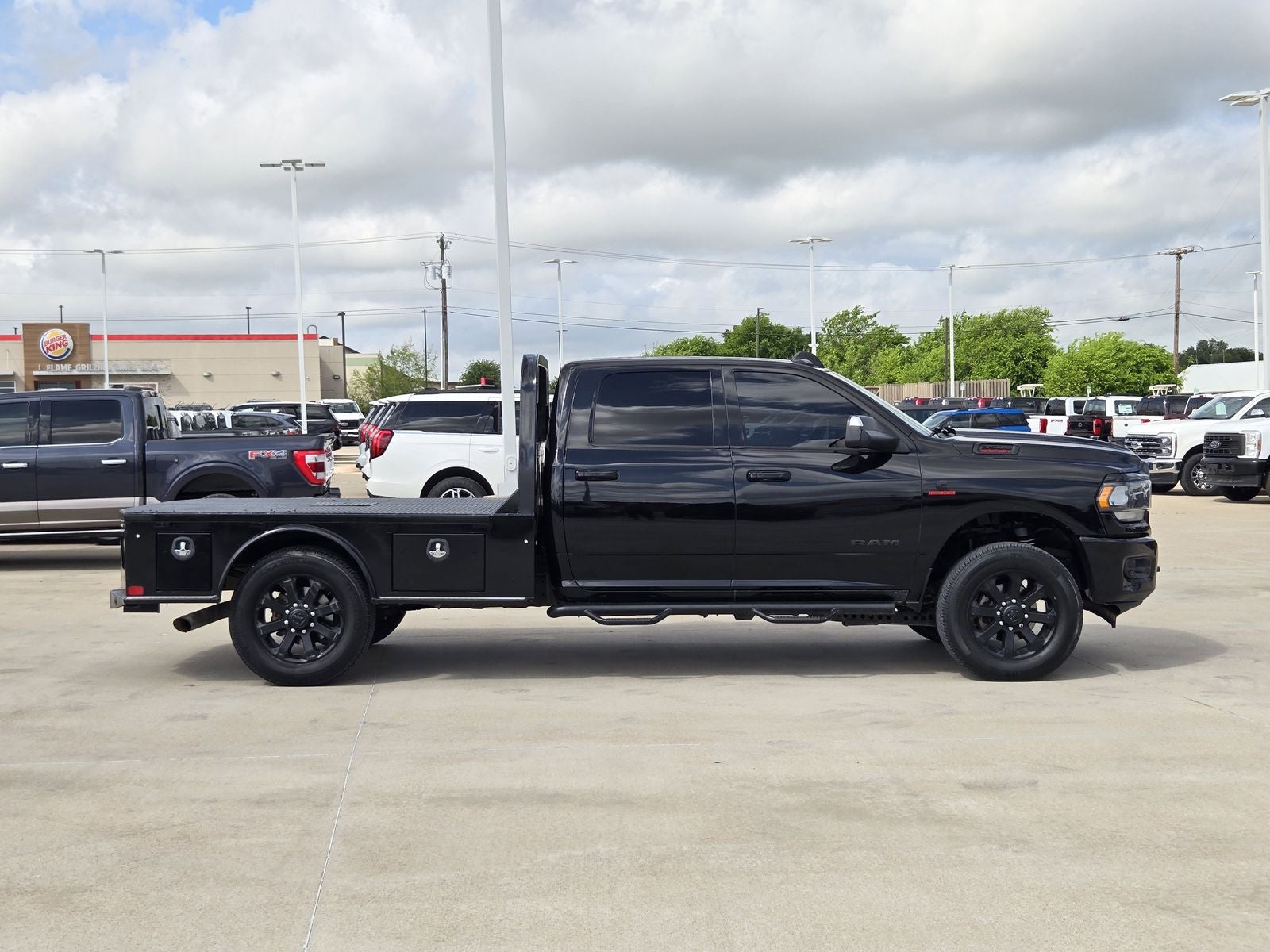2022 RAM Ram 3500 Big Horn Crew Cab 4x4 8' Box