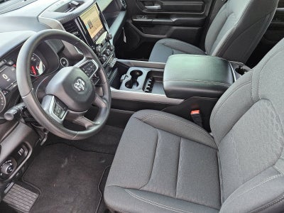 2026 RAM Ram 1500 Express Crew Cab 4x4 5'7' Box