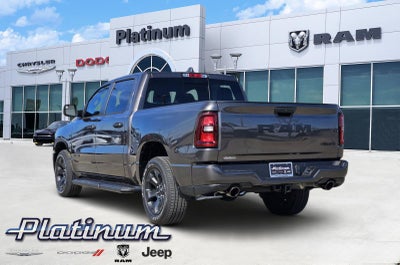 2026 RAM Ram 1500 Express Crew Cab 4x4 5'7' Box