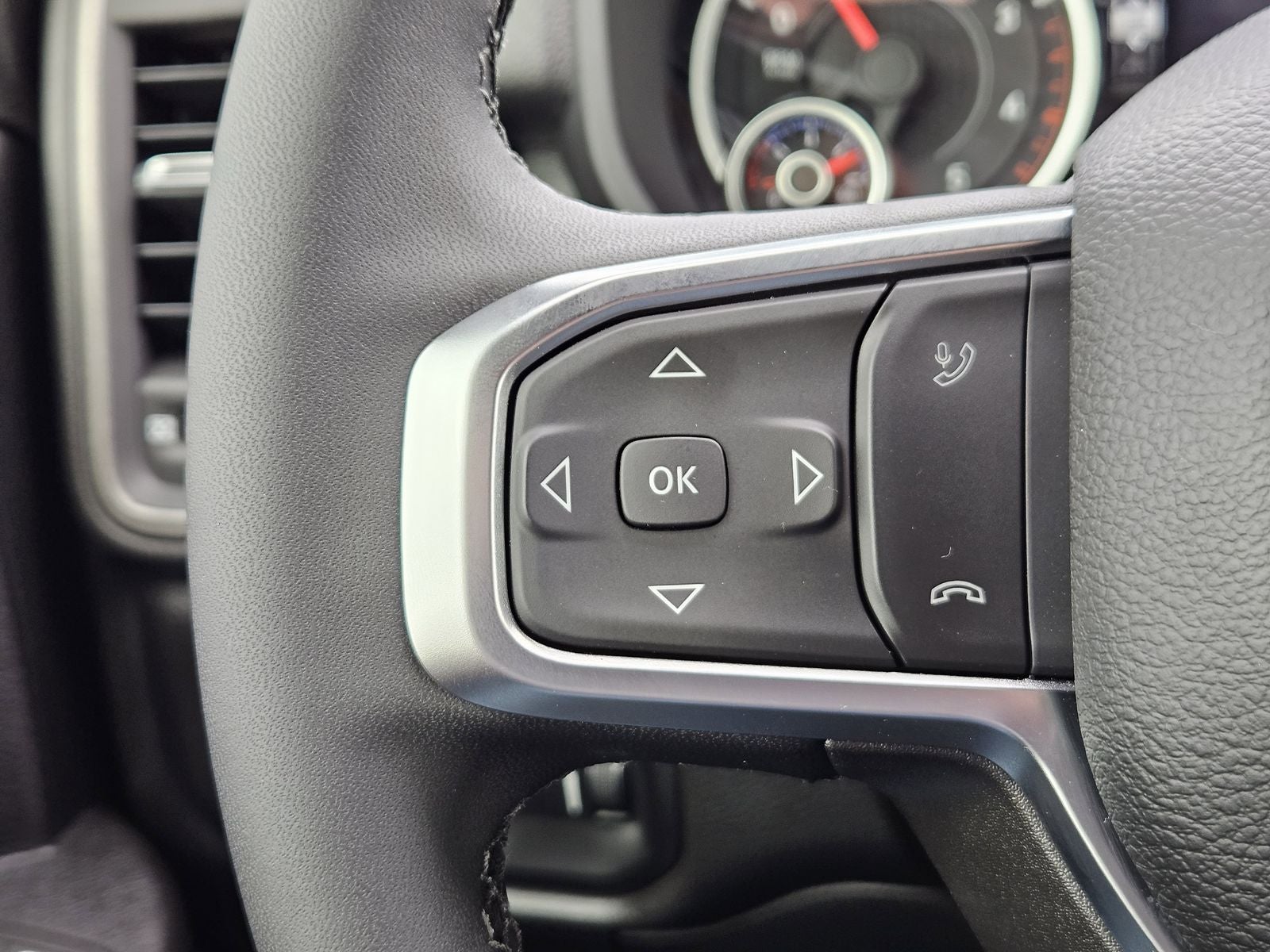 2025 RAM Ram 2500 Tradesman Crew Cab 4x4 8' Box