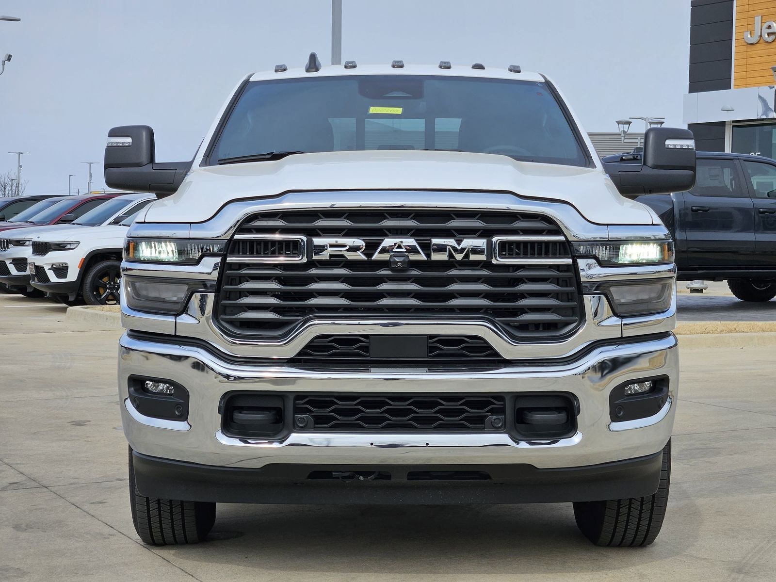 2025 RAM Ram 2500 Tradesman Crew Cab 4x4 8' Box