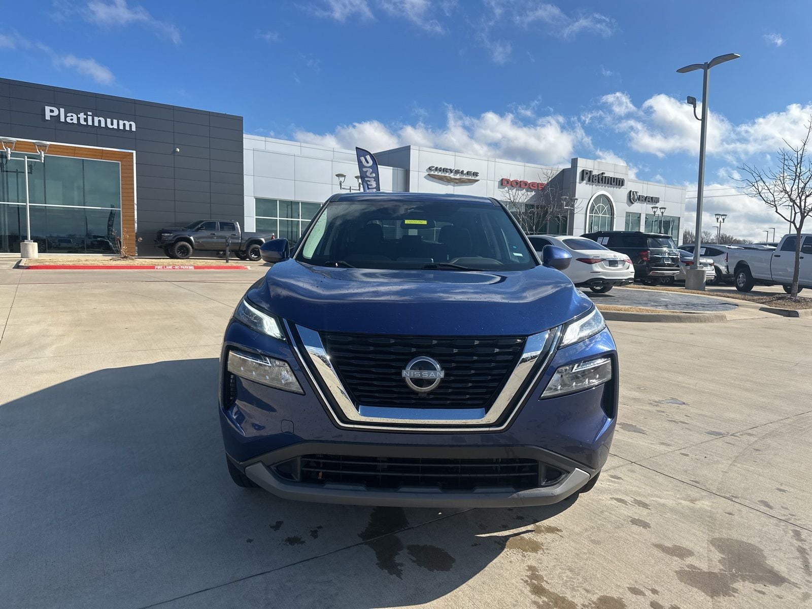 2023 Nissan Rogue SV FWD