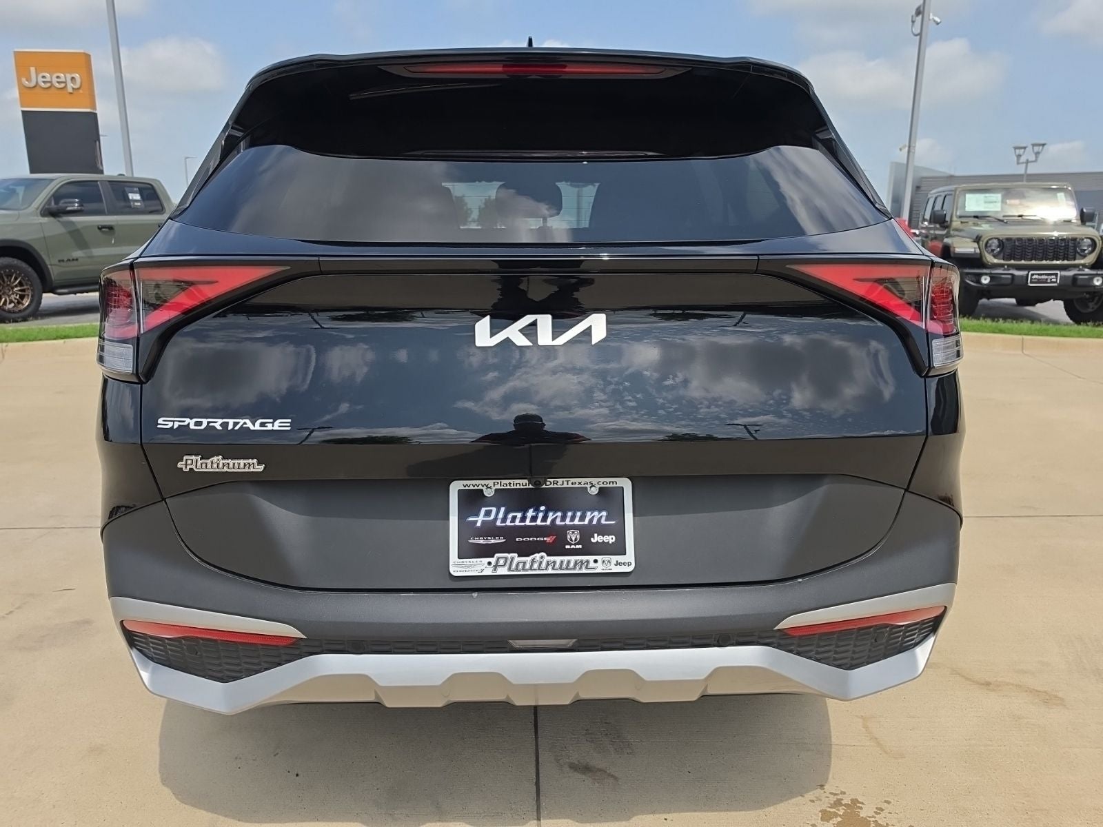 2023 Kia Sportage EX