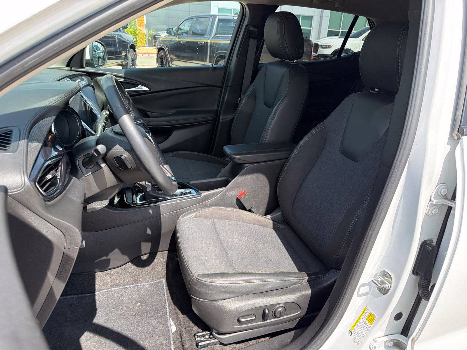 2022 Buick Encore GX FWD Select
