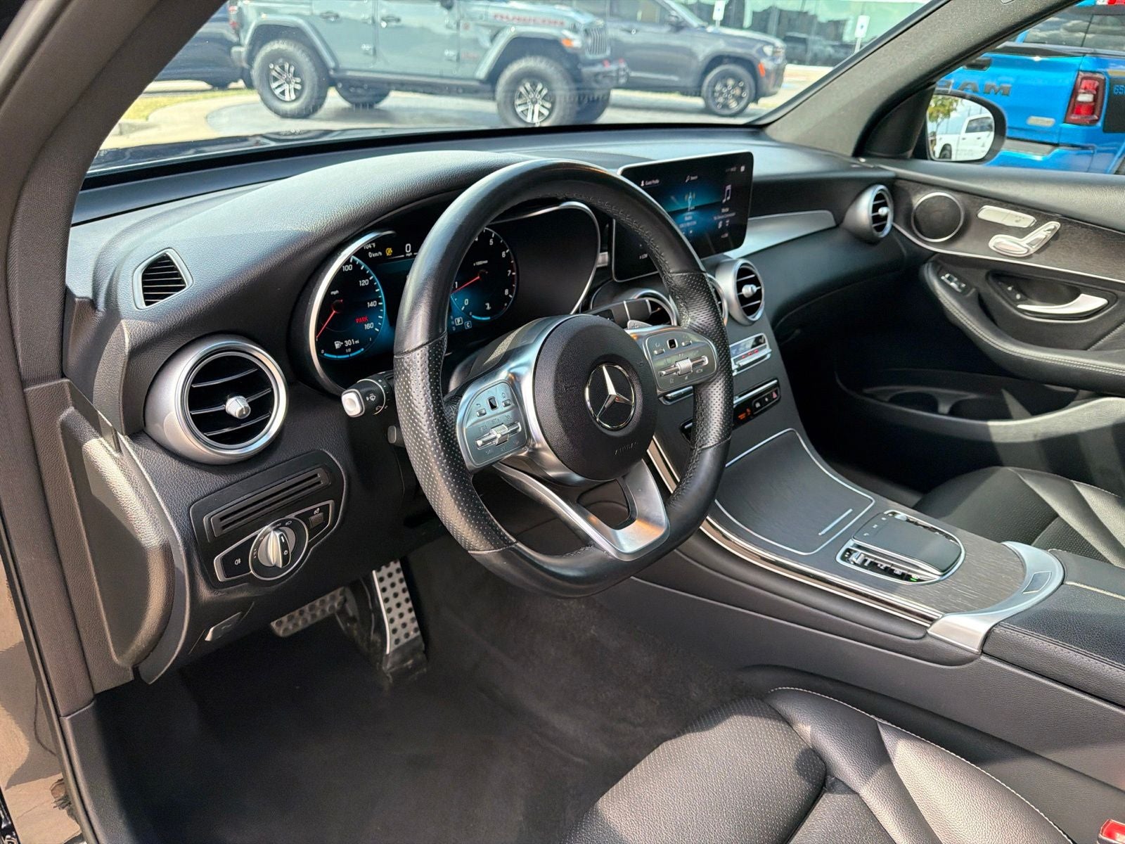 2022 Mercedes-Benz GLC 300 SUV