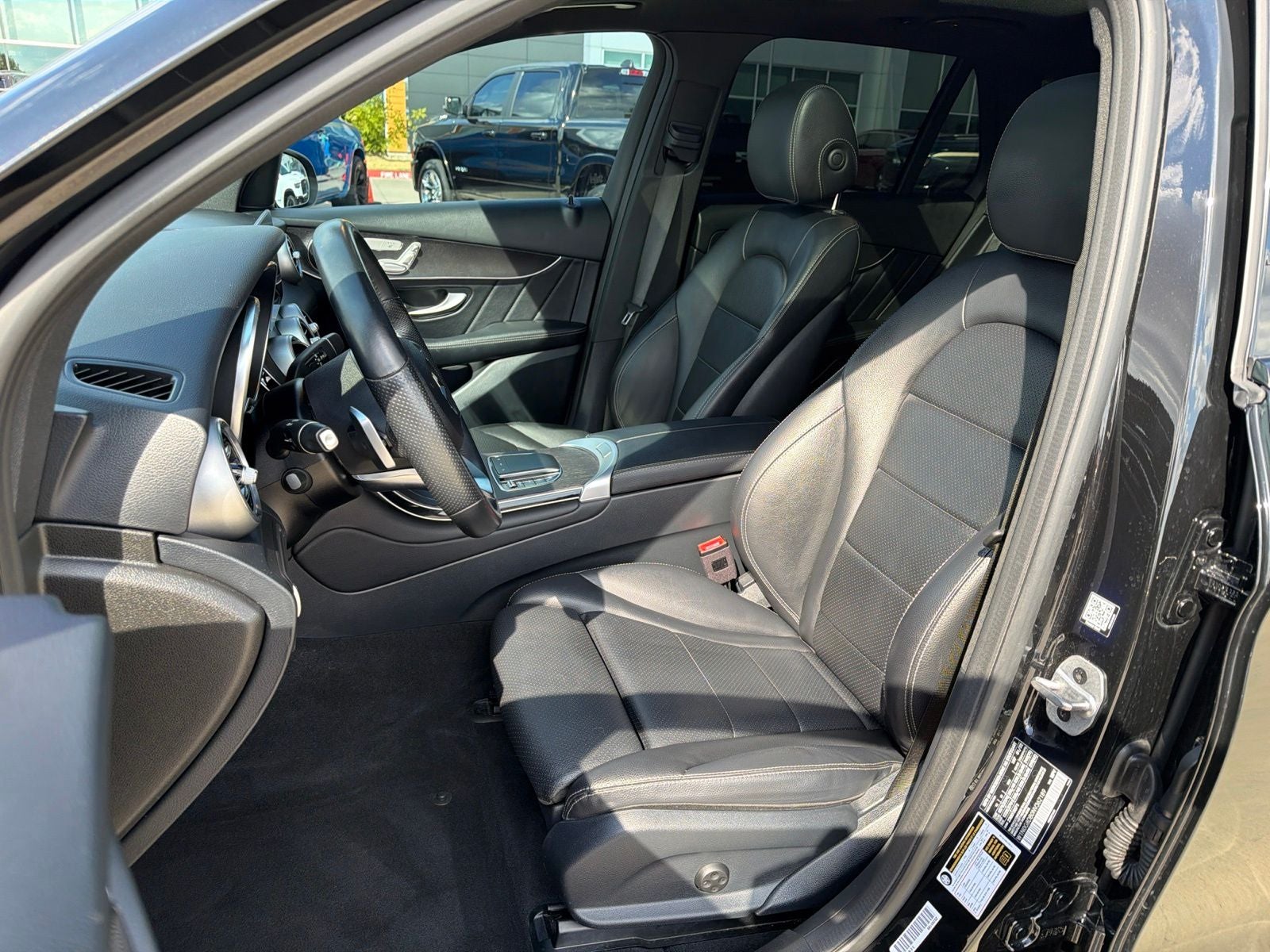 2022 Mercedes-Benz GLC 300 SUV