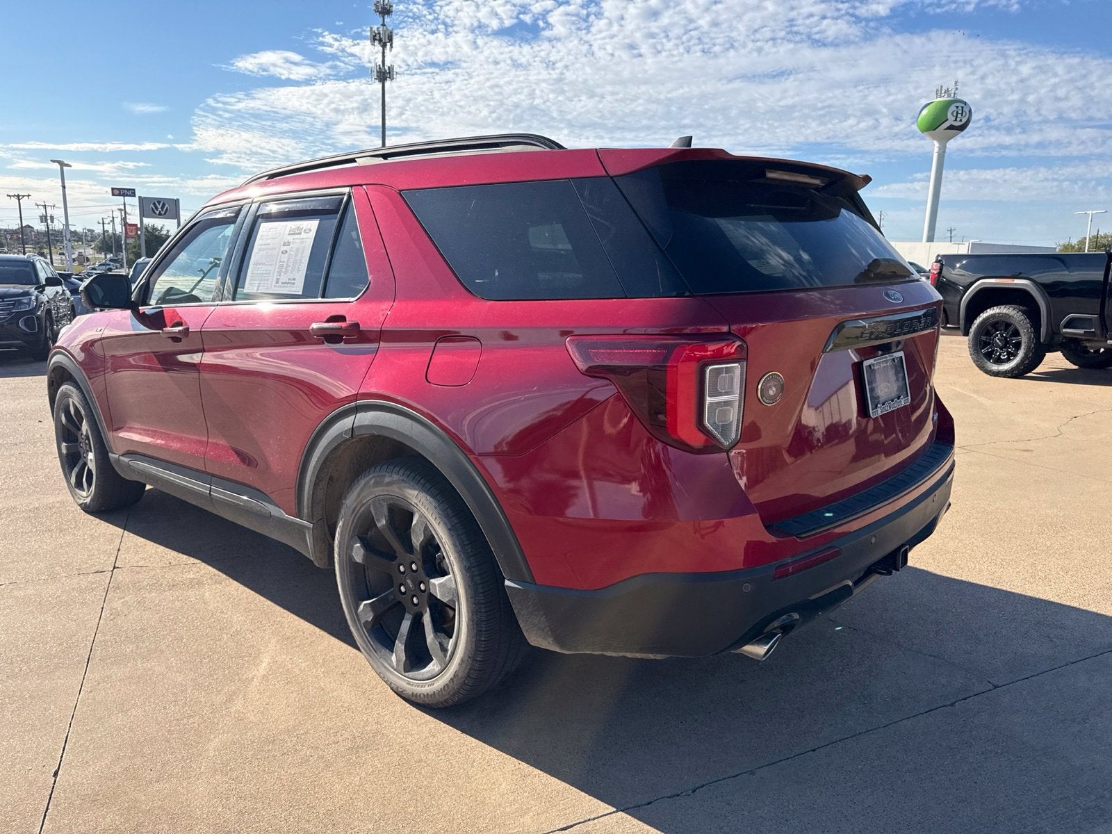 2023 Ford Explorer ST-Line
