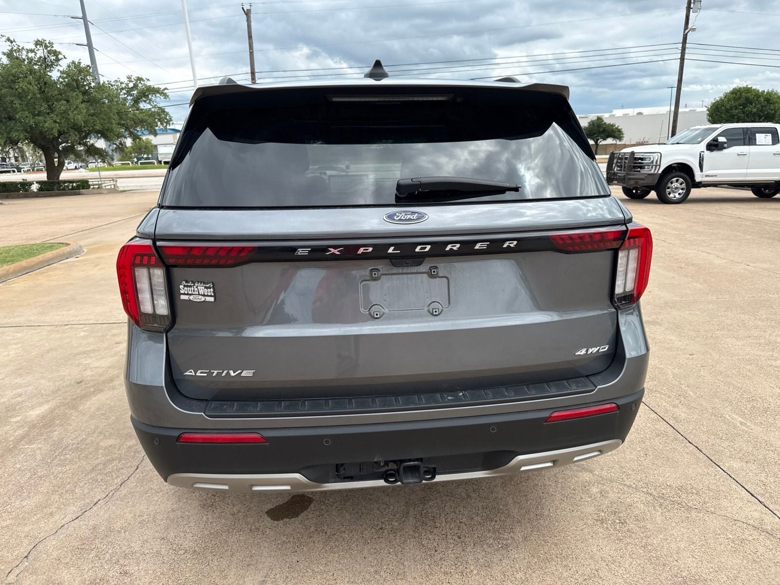 2025 Ford Explorer Active