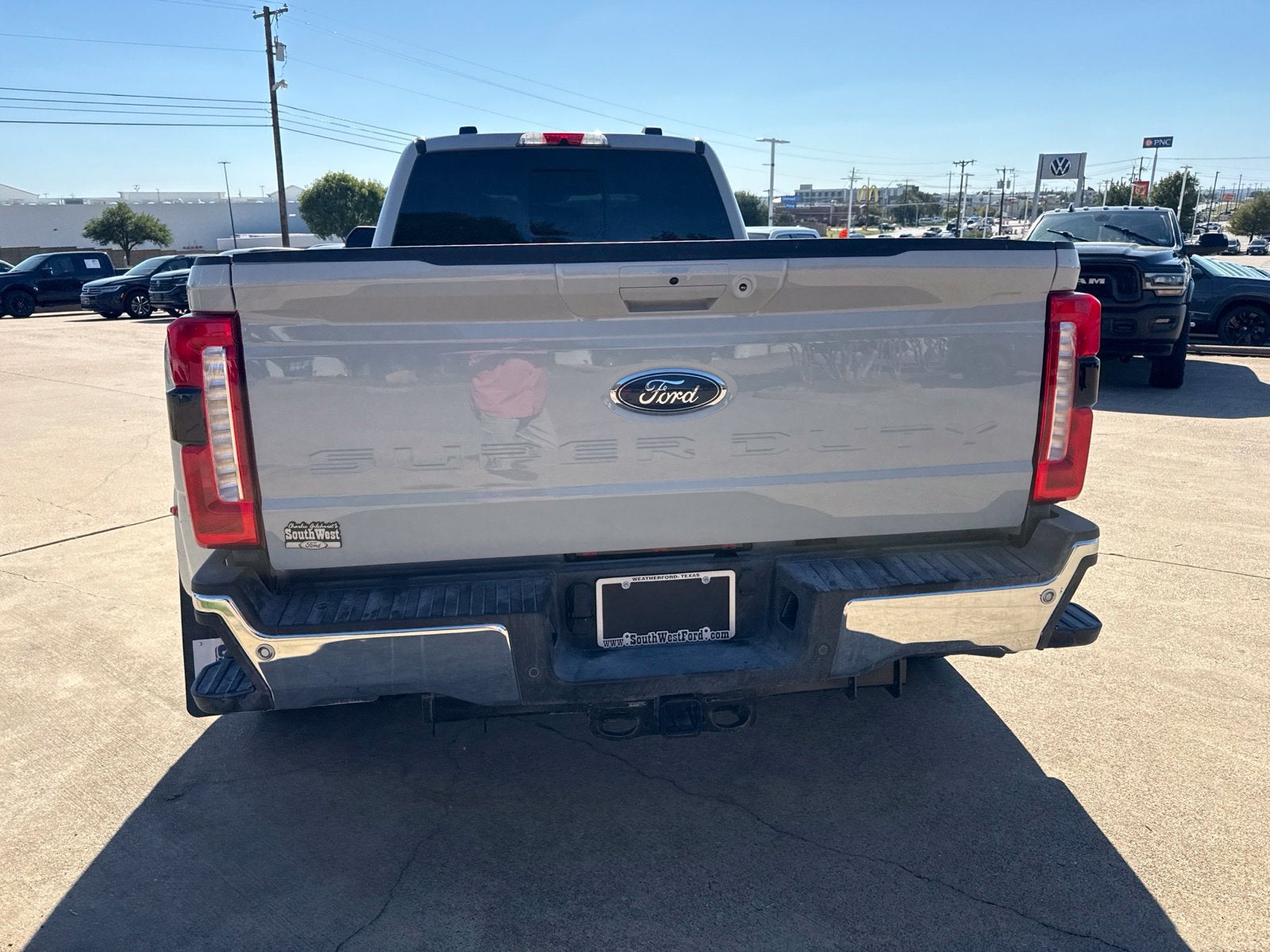 2026 Ford F-350SD Lariat DRW