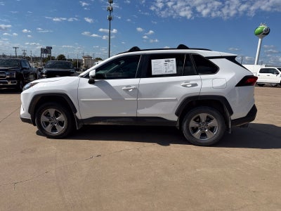 2024 Toyota RAV4 XLE