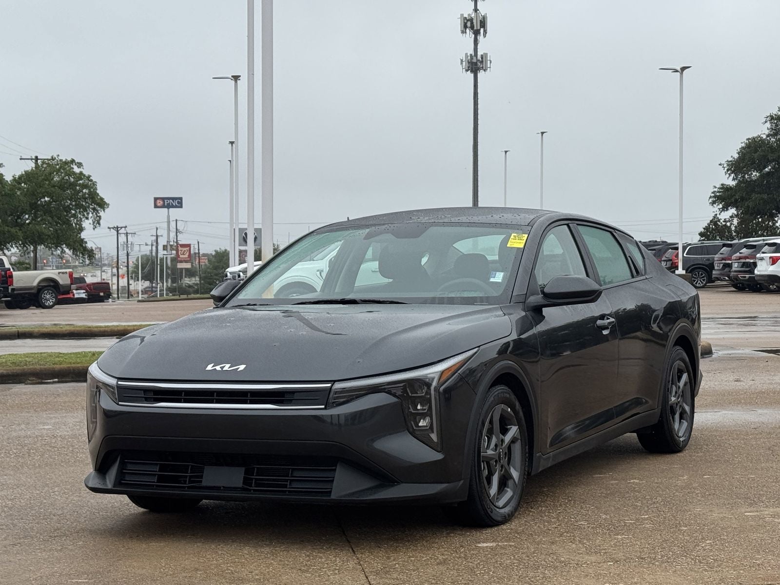 2025 Kia K4 LXS